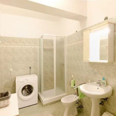 Leni Apartment Porec